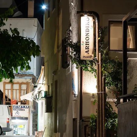 Arhondiko Apartment Sougia